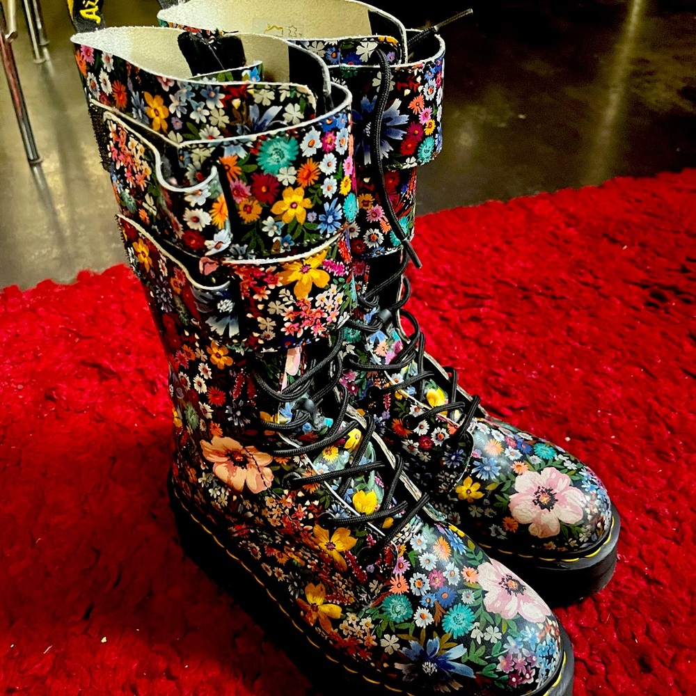 RARE Dr. Marten’s Jagger Wonderlust floral print 41/US9. - Picture 3 of 6